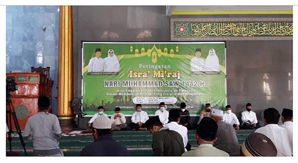 Bupati KSB : “Perjalanan Isra Mi’raj Adalah Sesuatu Yang Diluar Nalar dan Logika. Hanya Dengan Iman Kita Akan Yakin dan Percaya Terhadap Peristiwa Tersebut”