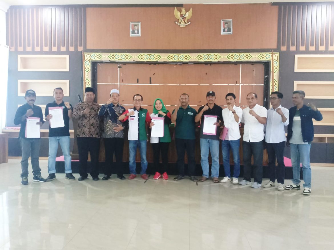 Tim Relawan Pemenangan Rohmi-Firin Provinsi NTB Terbitkan SK Kepengurusan Relawan Tingkat Kabupaten Sumbawa Barat