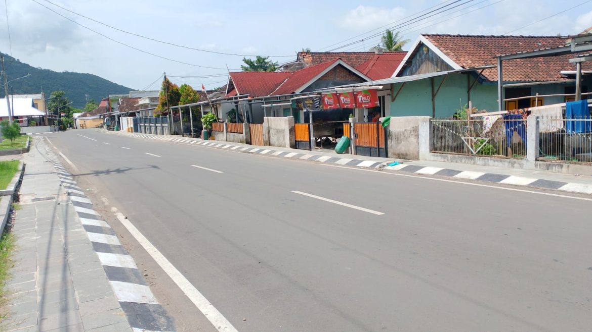 Proyek Jalan di Menala Sisakan Duka, Bupati Sumbawa Barat Diminta Turun Tangan